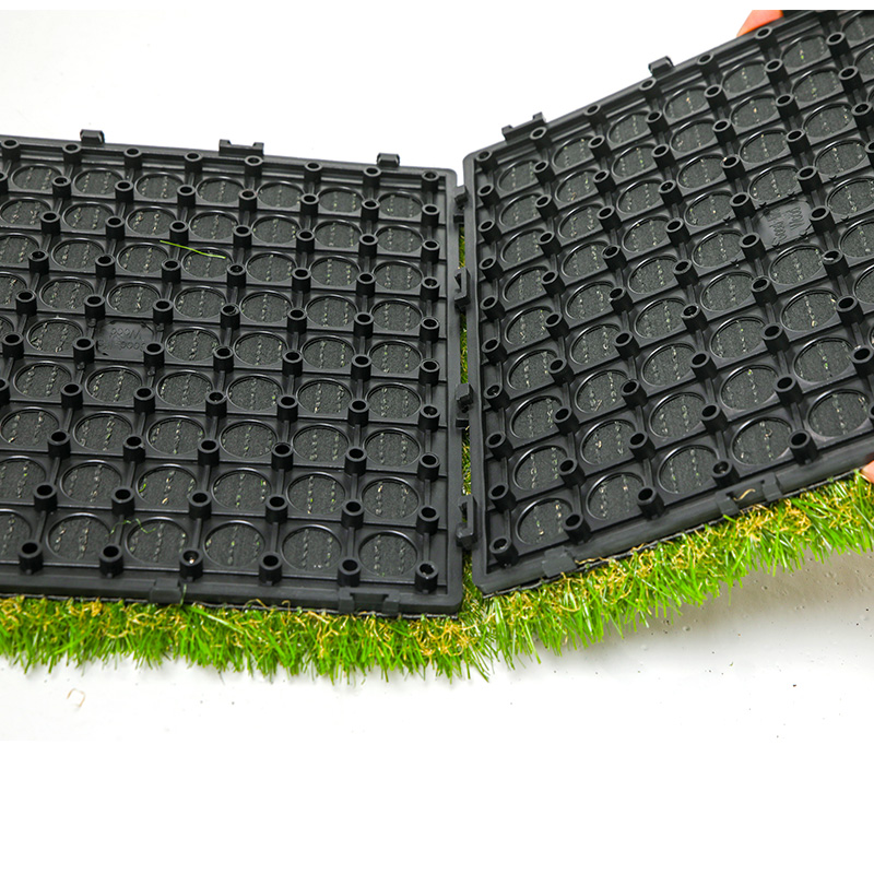 屋外の PE 材料の庭の人工芝のデッキ タイル